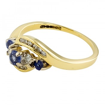 18ct gold Sapphire/Diamond 5 stone Ring size M